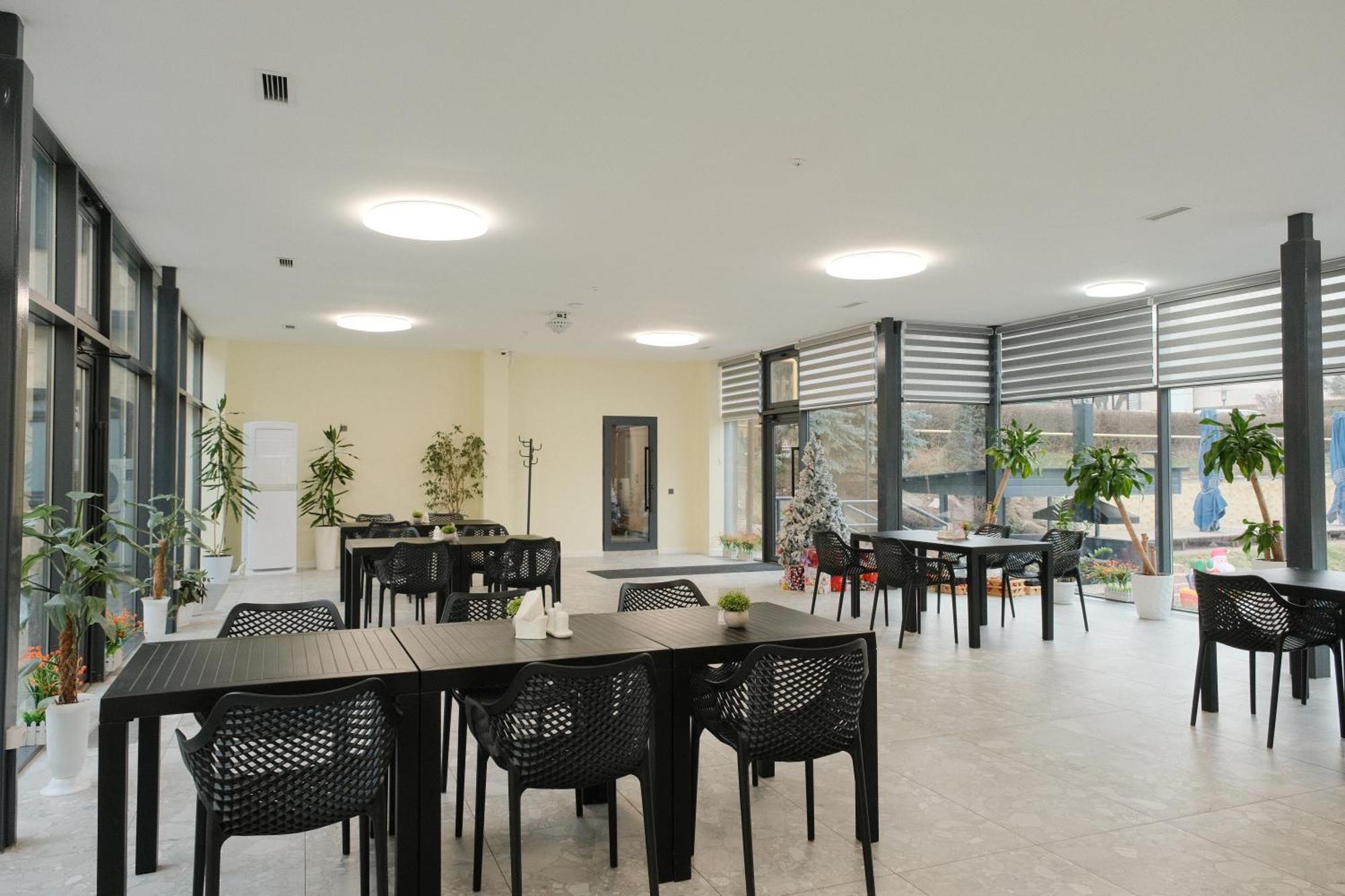 Hotel Saraishyq