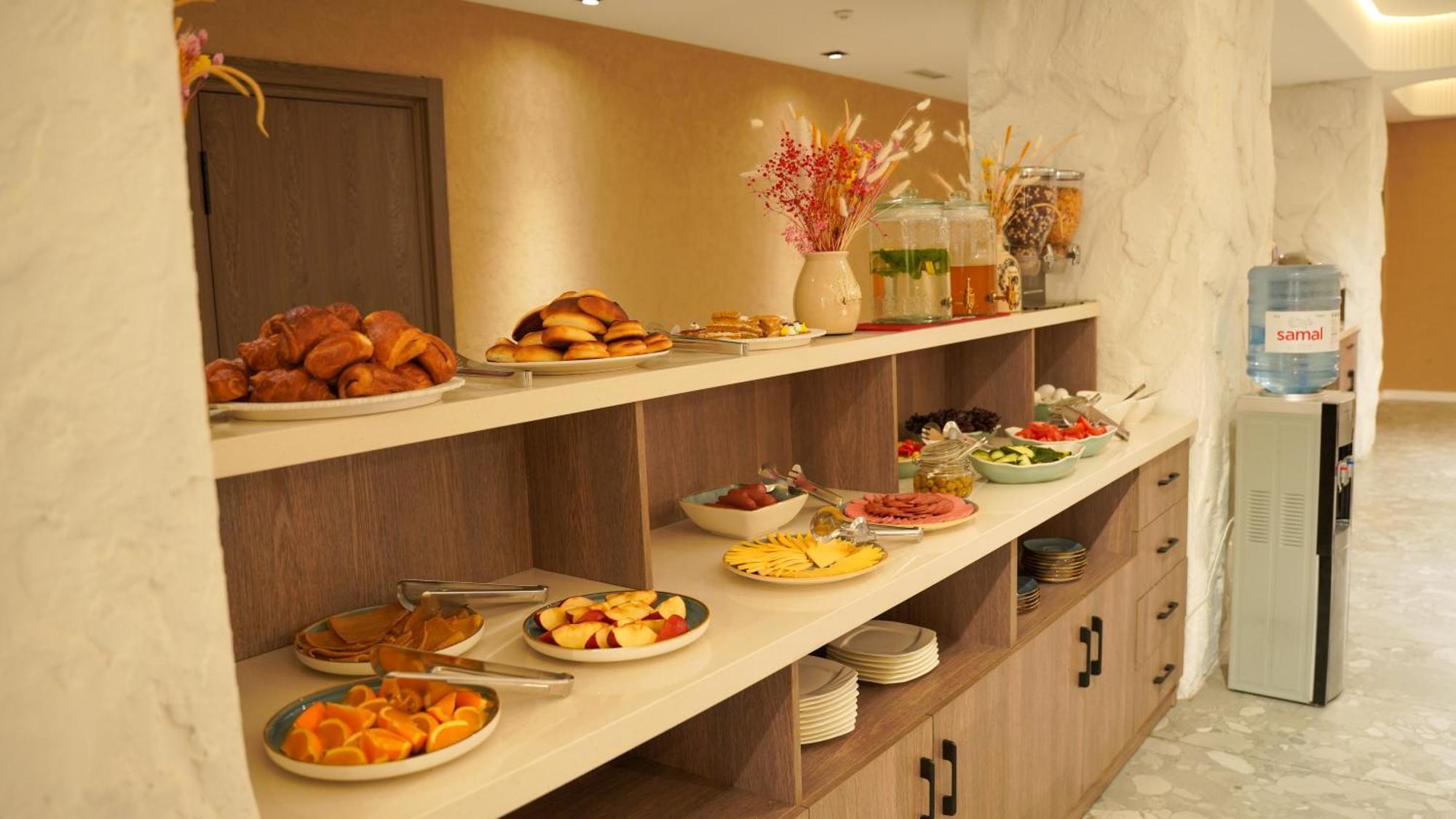 Hotel Saraishyq Almaty