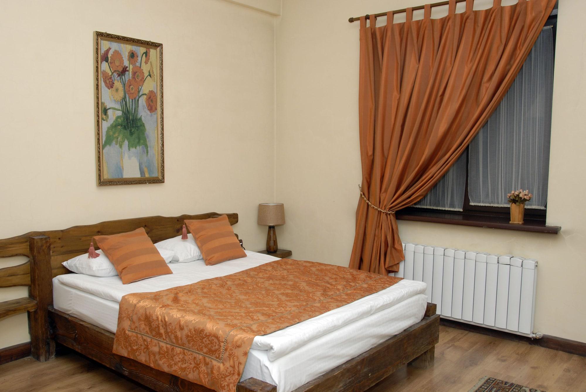 Saraishyq Hotel