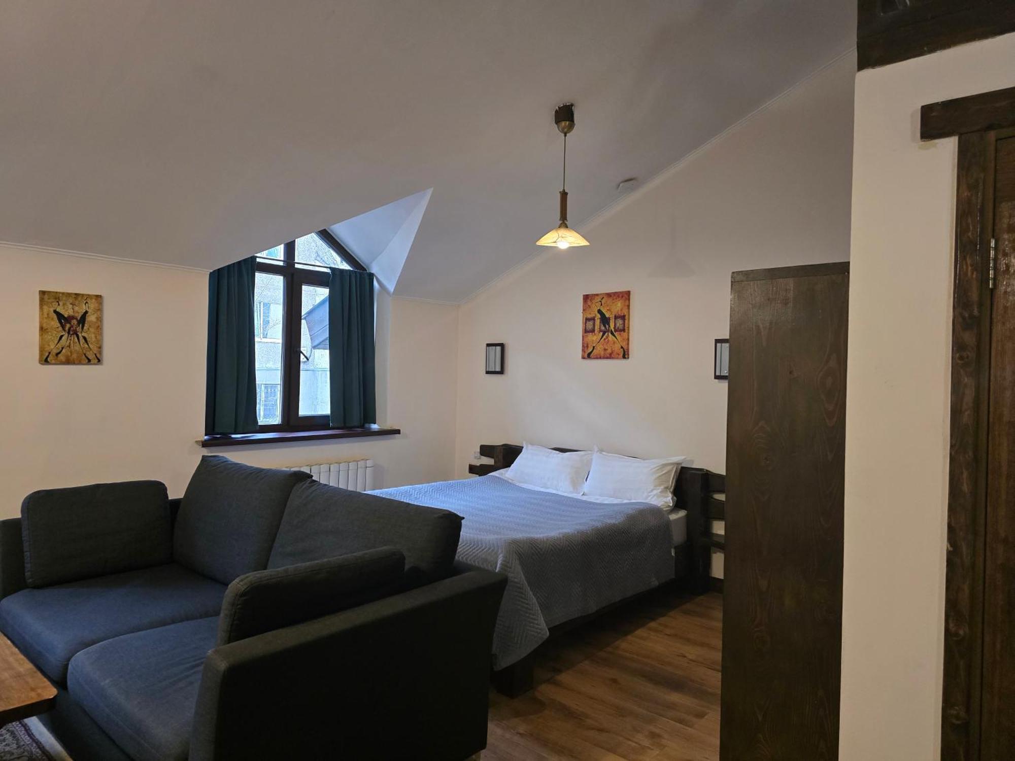 Hotel Saraishyq Almaty